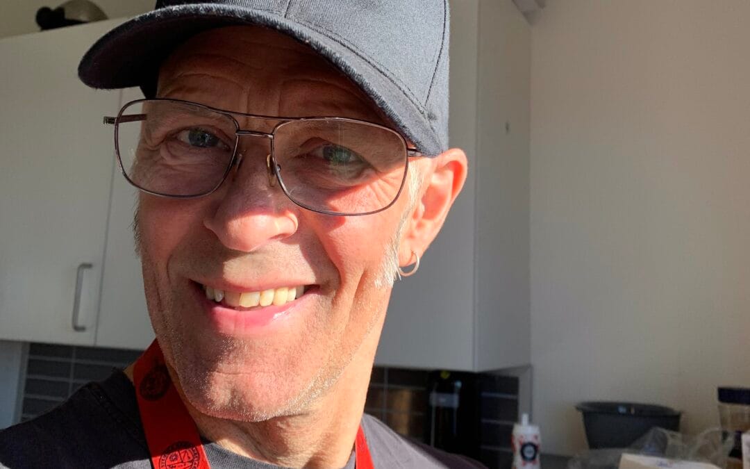 Hasse Punk kombinerade  hamnarbetet med musiken